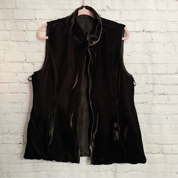 Jackets & Blazers - Brown Crushed Velvet Zip Up Women’s Reversible Vest Size: Large
